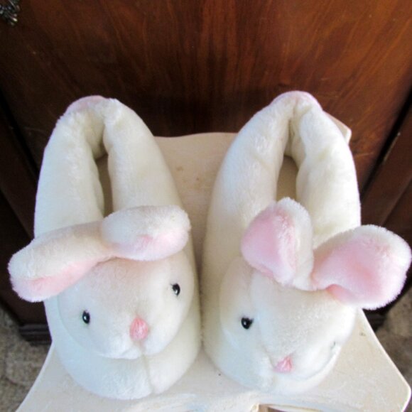 BUNNY SLIPPERS, KIDS' 1 - 2, NWOT, WHITE RABBITS w PINK EARS & TAIL, SO SOFT! - Picture 6 of 8